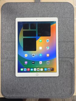 Ipad pro 1st gen...12.9 inch 256gb wifi and cellular