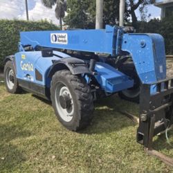 Telehandler 8000# 44’ Reach