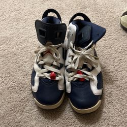 Retro Jordan Olympic 6’s Size 5y