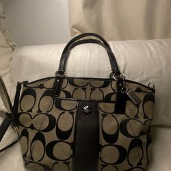 Coach Signature Canvas Tote Bag