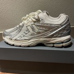 New Balance 1906R & 1000 Men’s Size 10.5