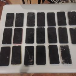 IPHONE(S) FOR SALE LOCKED BUY FOR CREDIT!!!