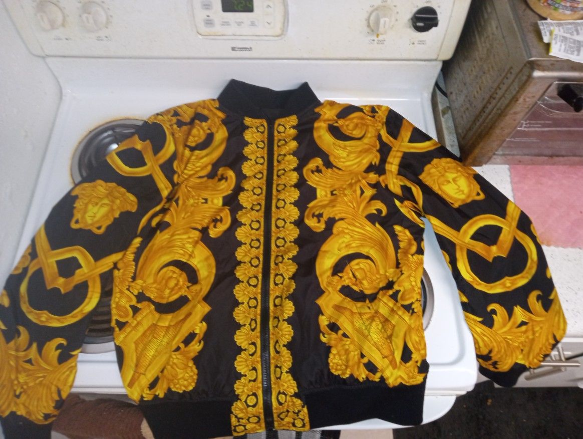 Versace Outfit Jacket Hat And Shorts With Jordans Retro 1