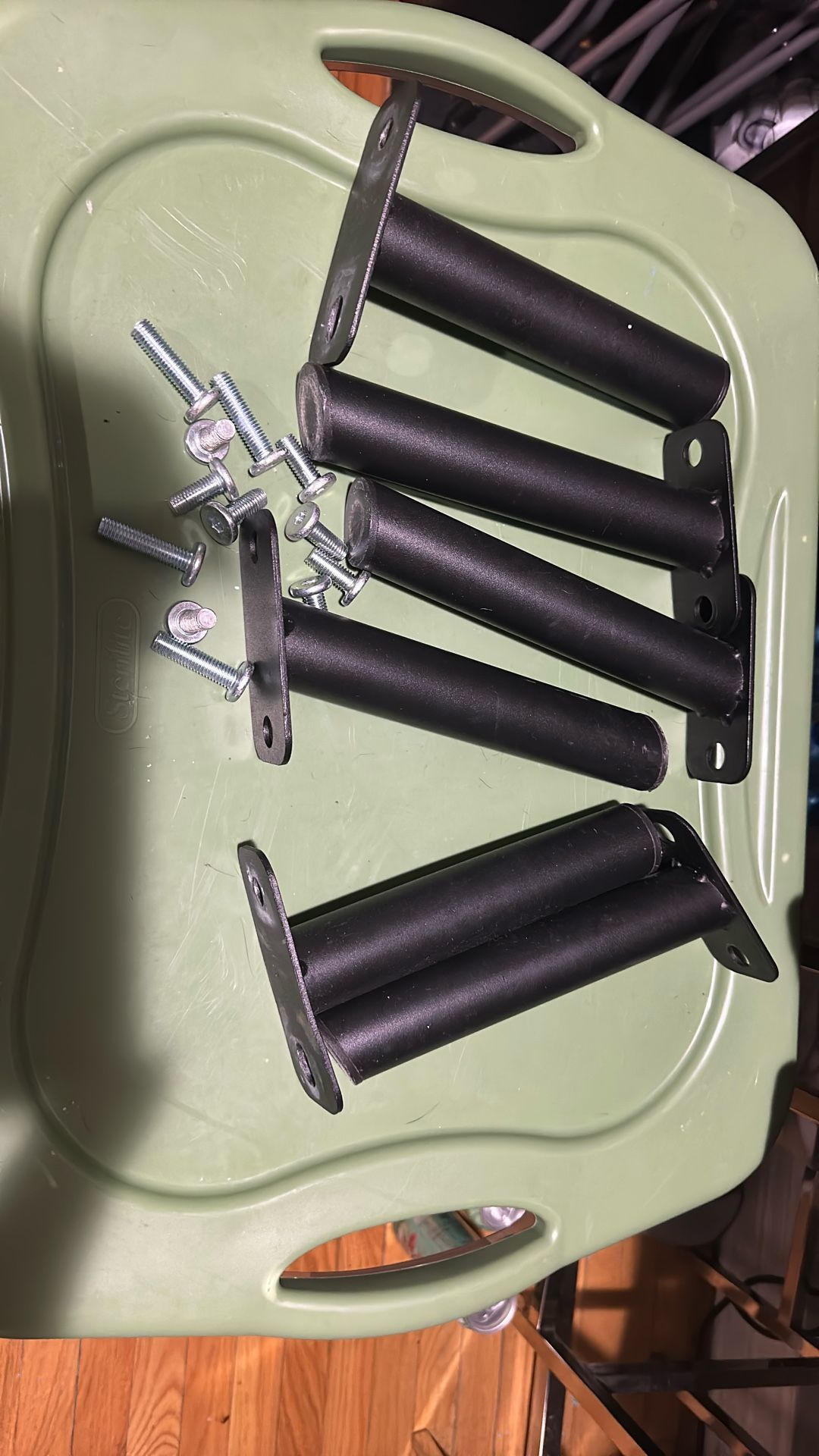 6 Couch/ Futon Metal Legs