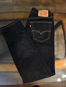 541 Levis Men