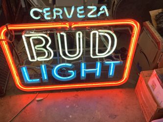 Vintage Bud Light Cerveza Neon Light