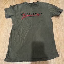 Givenchy Tshirt 