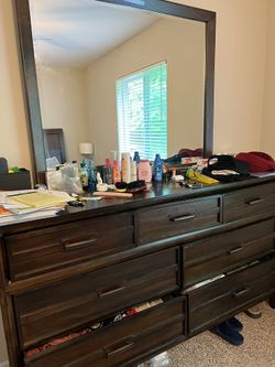 Cal King Bed with Night Lamp And Dresser 