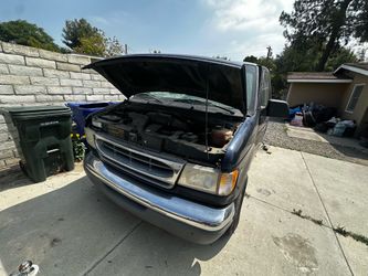 2001 Ford E-150