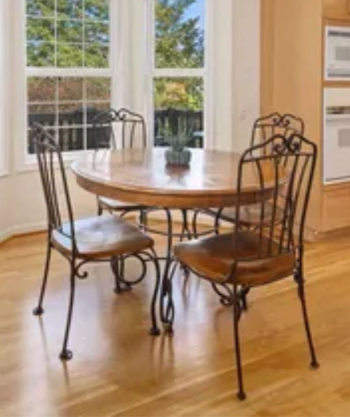 Dining/Kitchen Table & 4 Chairs Oak & Iron