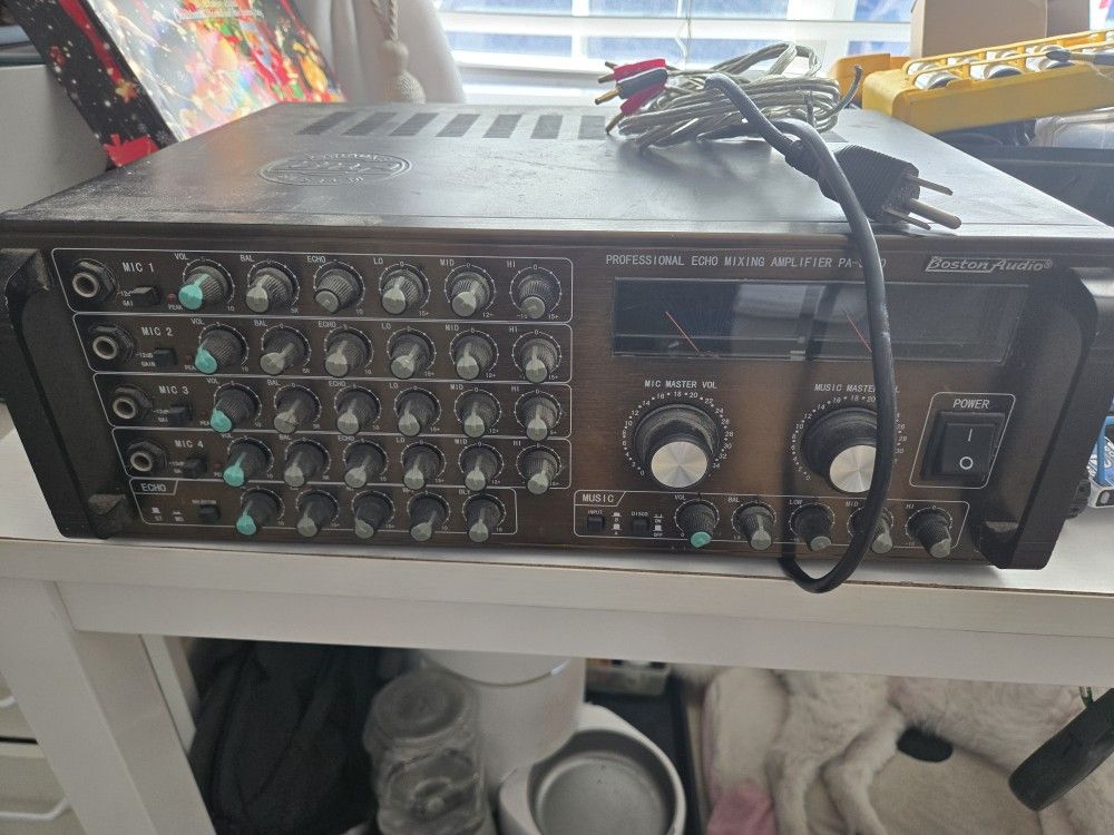 Boston Audio PA-3000 Karaoke Amplifier (400 watt)