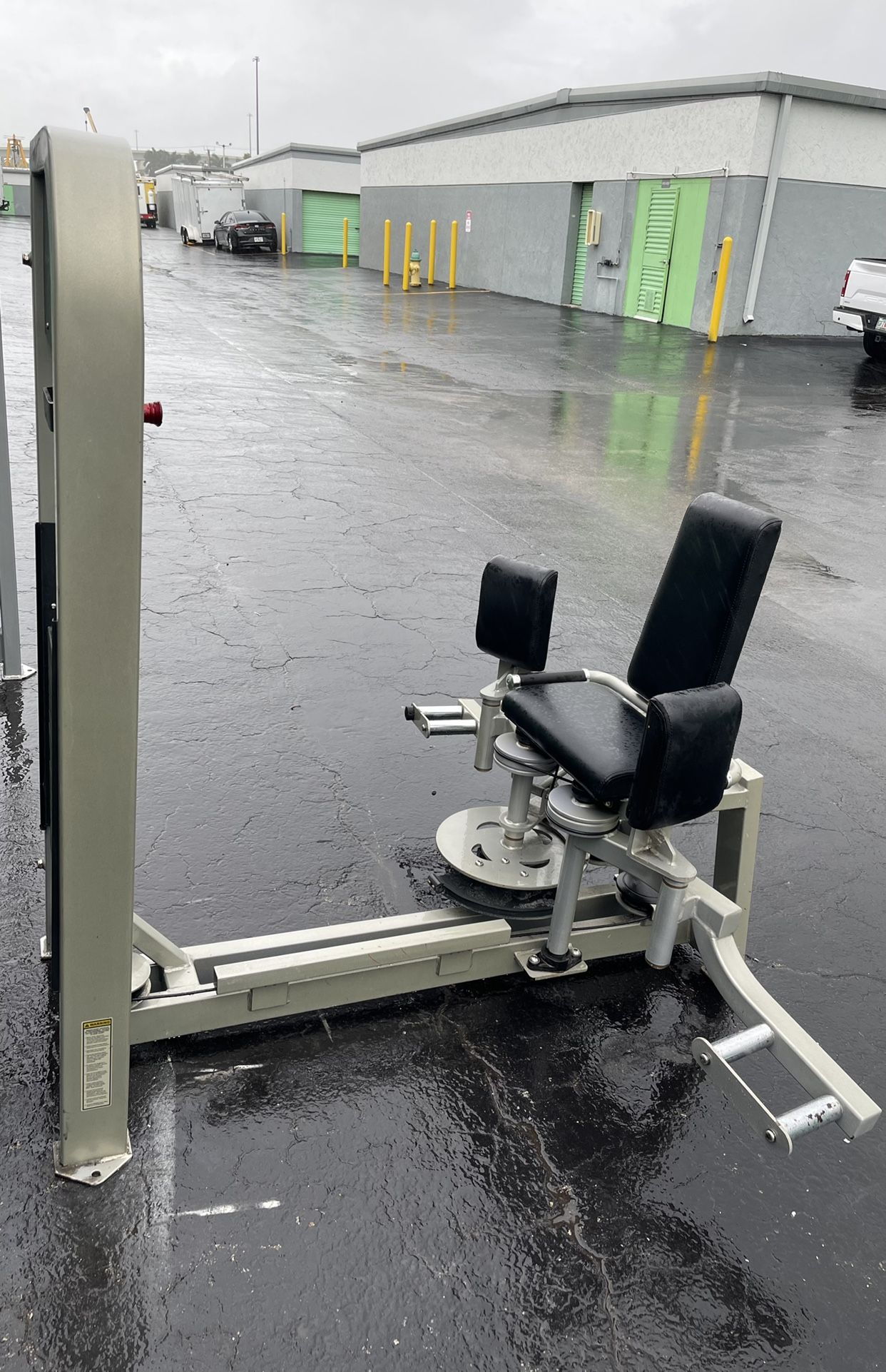 Hip Abduction Machine 170lbs Weight Stack Commercial Grade Used Home Gym