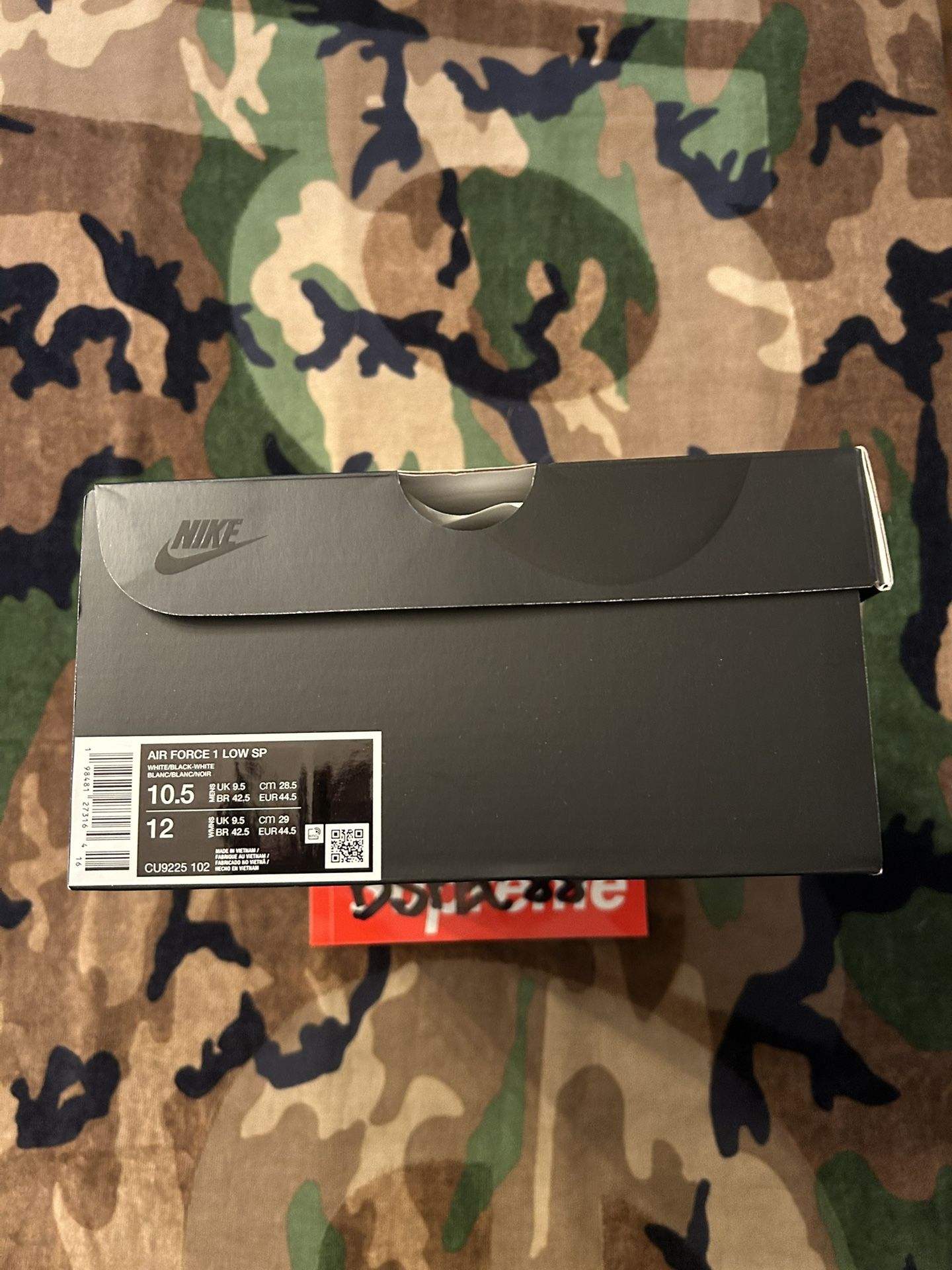 Supreme Nike Air Force One Low White Black SZ 10.5 FW25