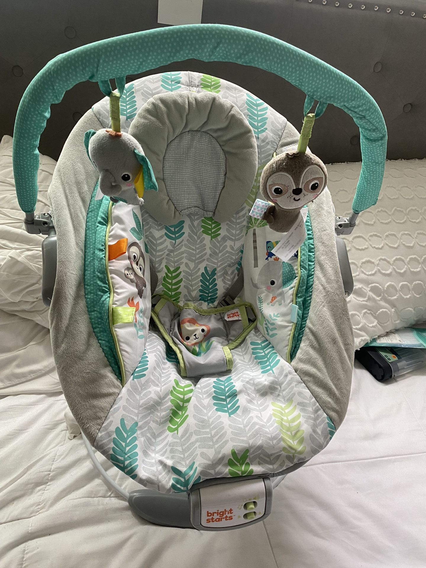 Bright Starts Jungle Vines Bouncer