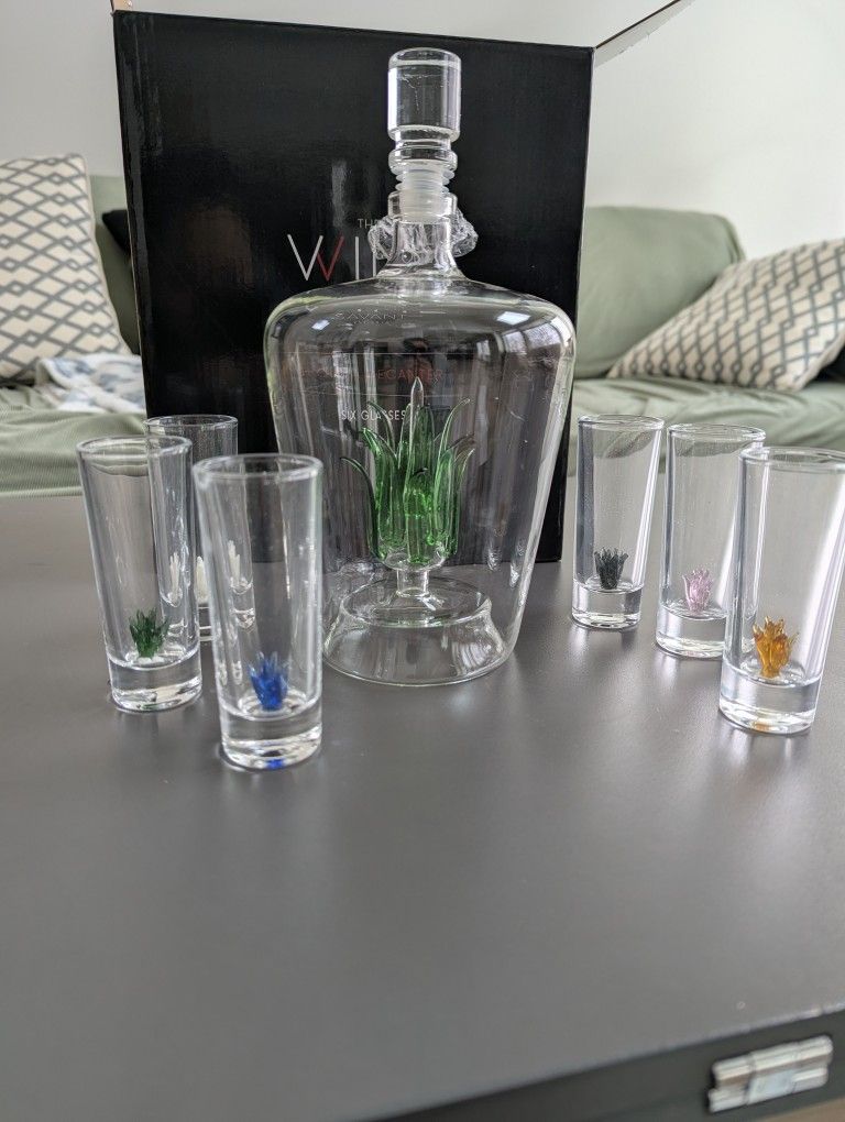 Tequila Decanter With Shot Glasses