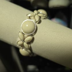 Liz Claiborne's  Ivory  Cream Colored  CABOCHON Stretch Bracelet 