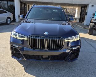 2021 BMW X7