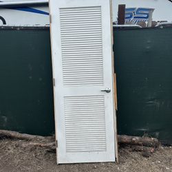 Beautiful Louvre Wood Door, Ready To Install, Frame Included. 