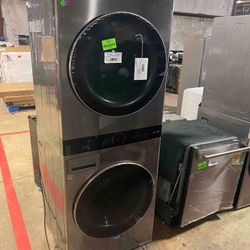 LG WKE100HVA WashTower Laundry Center Washer Dryer SSMW