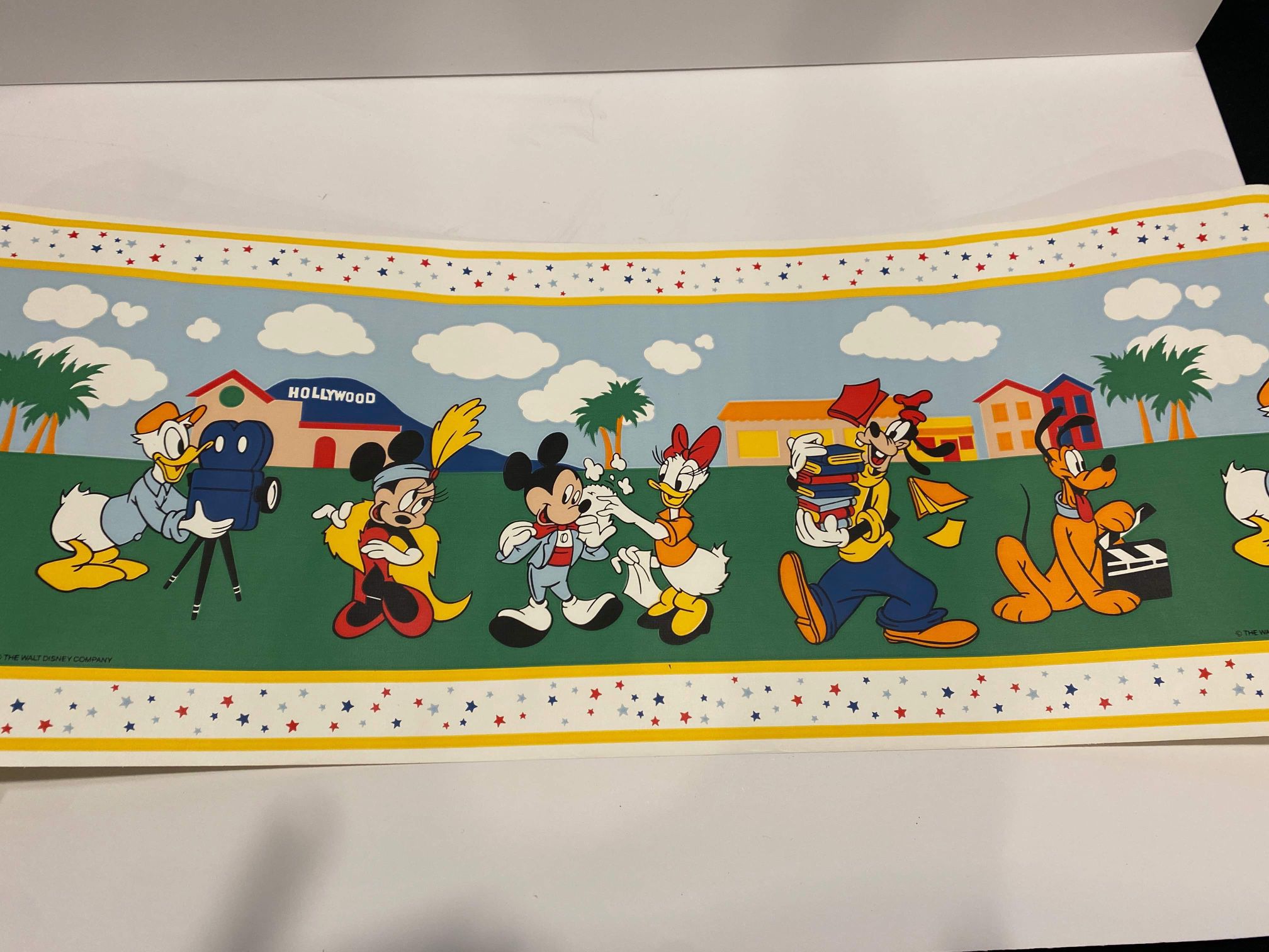 (9) NEW Vintage Walt Disney Wallpaper Border Hollywood Movie Mickey Minnie Mouse Goofy Donald Pluto
