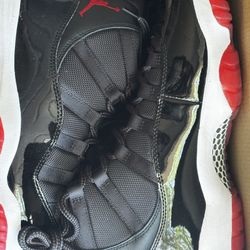 Jordan 11s 