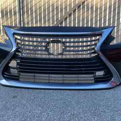 2016,2017,2018 OEM Lexus Es350 Front Bumper