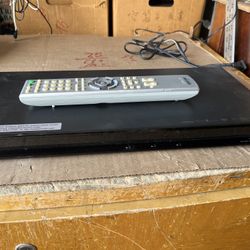 Sony BDP-S470 Blu-ray DVD Player With Remote