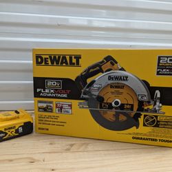 DEWALT 20V MAX Brushless 7-1/4 in. Sidewinder Style Circular Saw FLEXVOLT ADVANTAGE w/5ah battery 