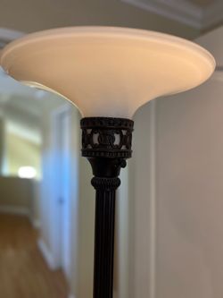 Torchiere Floor Lamp – Glass Shade, Works Great