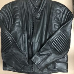 L/M style Men Black Motorcycle protective Genuine  Leather jacket padded with liner zipper 