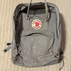 FJALRAVEN KANKEN backpack