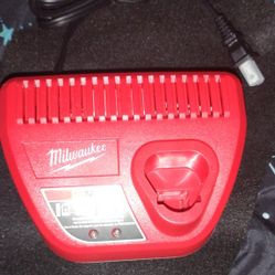 Milwaukee Charging Dock M12