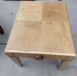 Bassett Mid-Century Modern Wood End Table