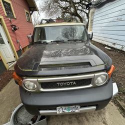 08 Toyota FJ For Parts (engine Only) 