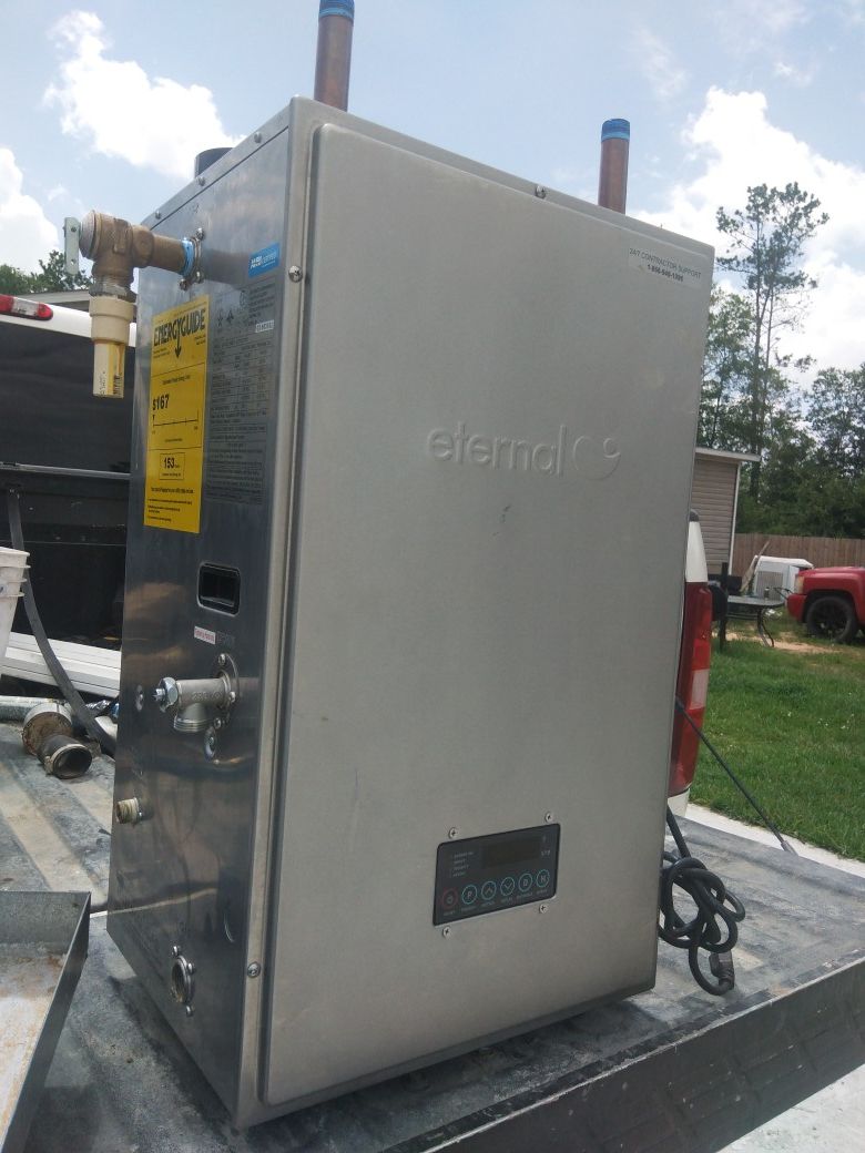 Tankless water heater