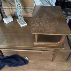 End Table PENDING PICKUP
