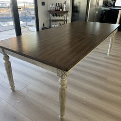 Ingrid Ext Dinning Table (Pottery Barn)