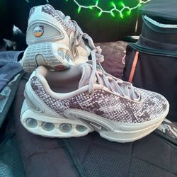 Nike AirMax DN’s <Brand New>
