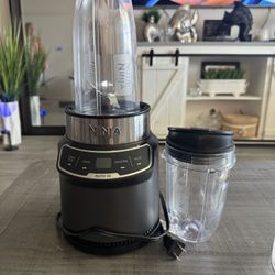 Ninja Smoothie Maker 
