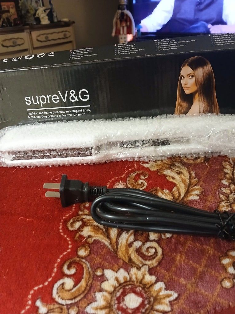 Hair Straightener 15.00
