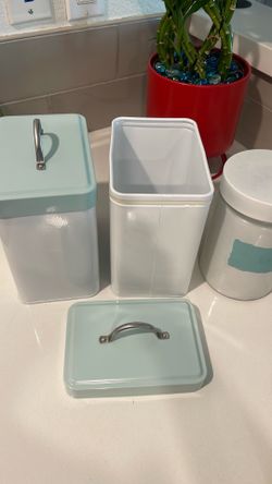 TJMax containers