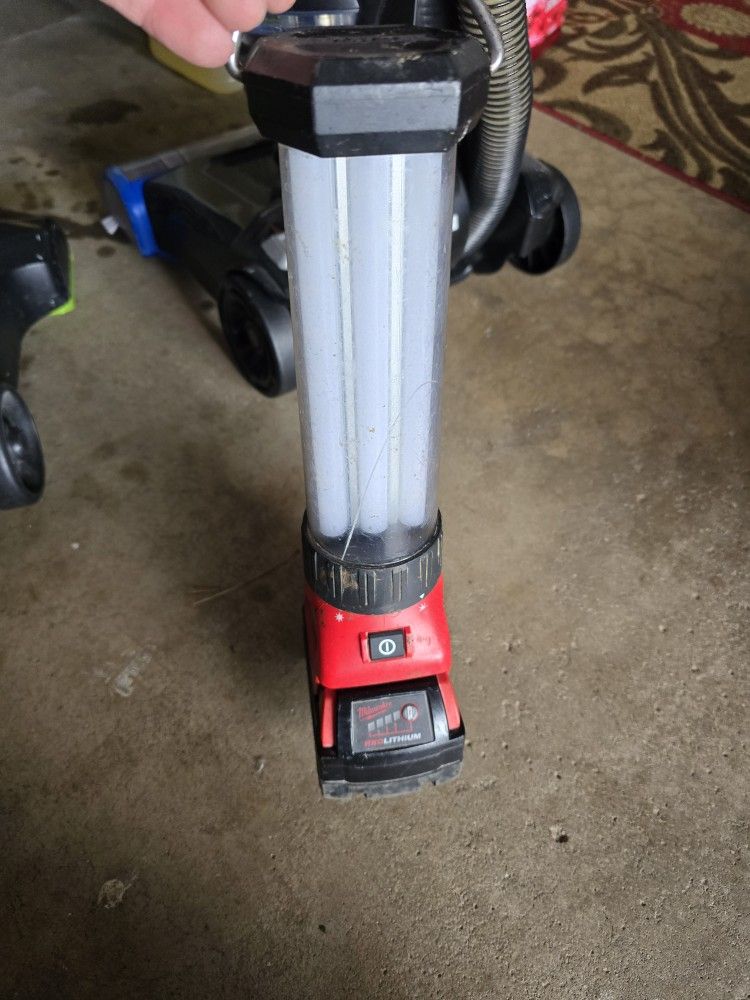 Milwaukee M18 Light