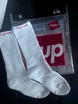 Supreme socks