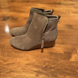 Woman’s Brand New Dr Scholls Leather Ankle Boots Shipping Avaialbe 