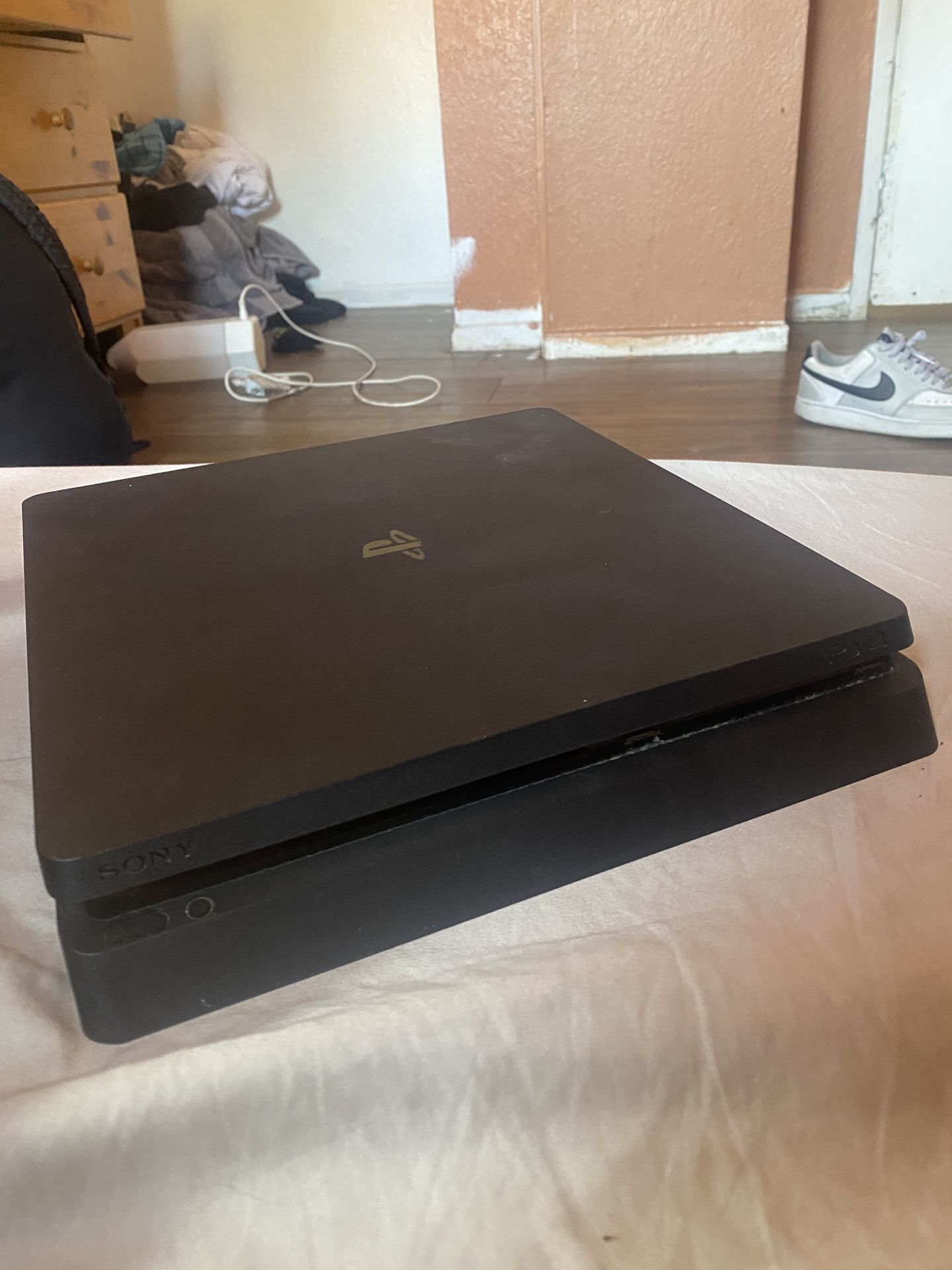 PS4