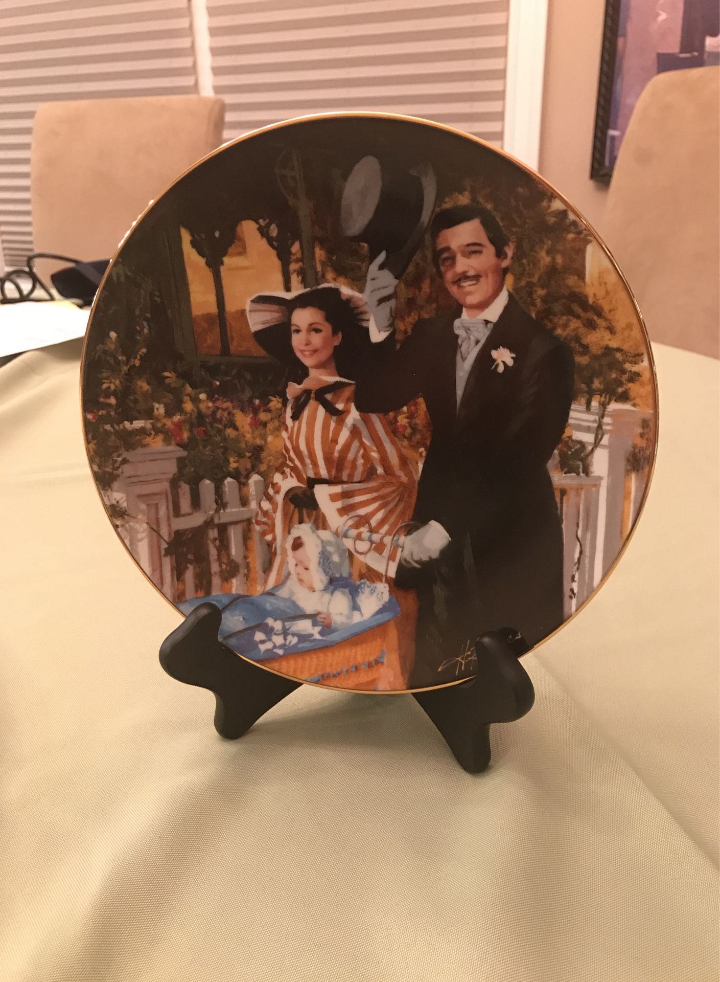 Gone With Wind Collector China Plate #472H “Scarlett & Brent’s Strolling In Atlant”