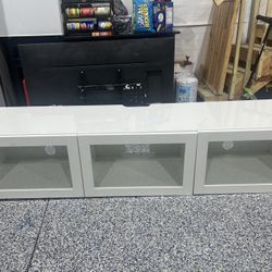 Wall Mountable Tv Stand