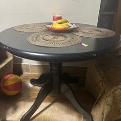 Black Round Table 