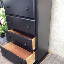 4 Big Drawers Dresser 
