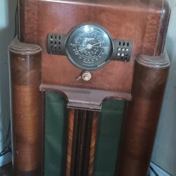 Late 30s and 40s radios